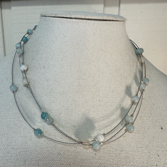 Nine infinity vibe necklaces in many colors - Picture 9 of 12